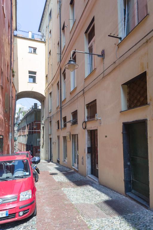 Genovahost - Low-cost Mascherona Genua